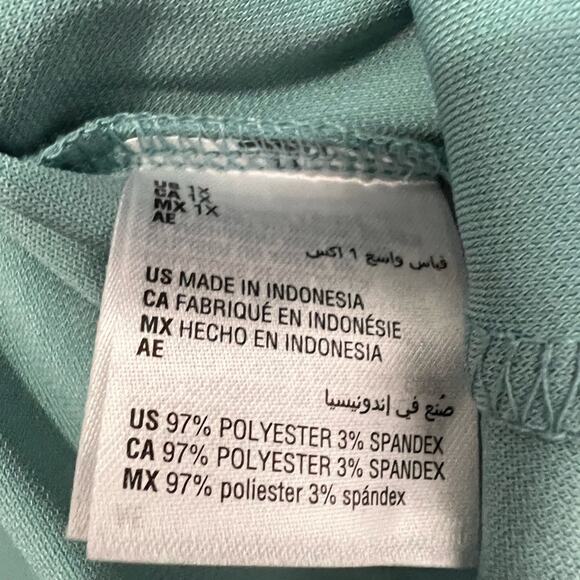 Alfani Women's Plus Size Asymmetrical Drape-Neck Top,
Size 1X - Picture 5 of 6